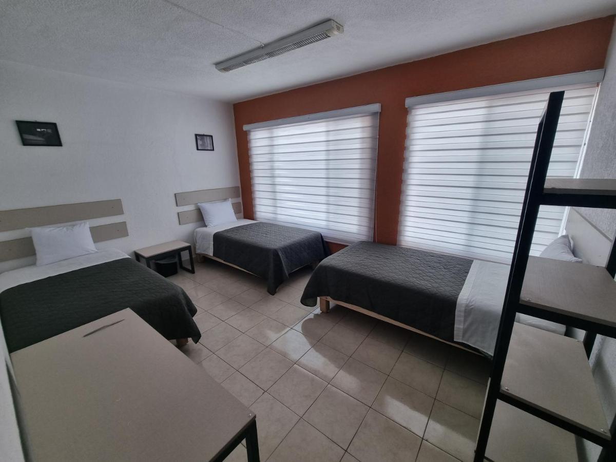 Residencia Ximatario Hotel เกเรตาโร ภายนอก รูปภาพ