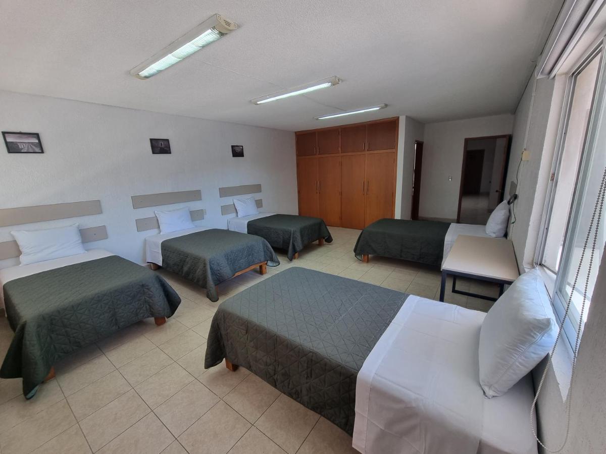 Residencia Ximatario Hotel เกเรตาโร ภายนอก รูปภาพ